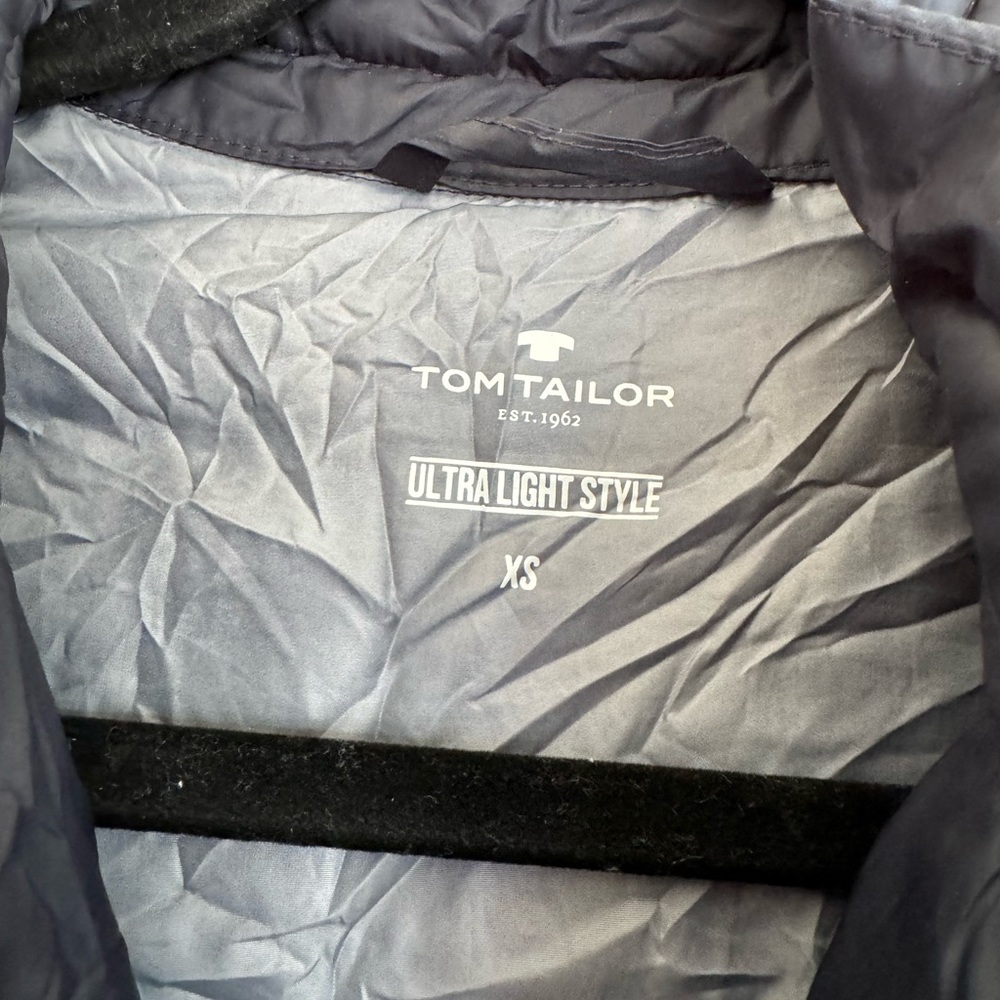 Jacket - Picture 3 of 3